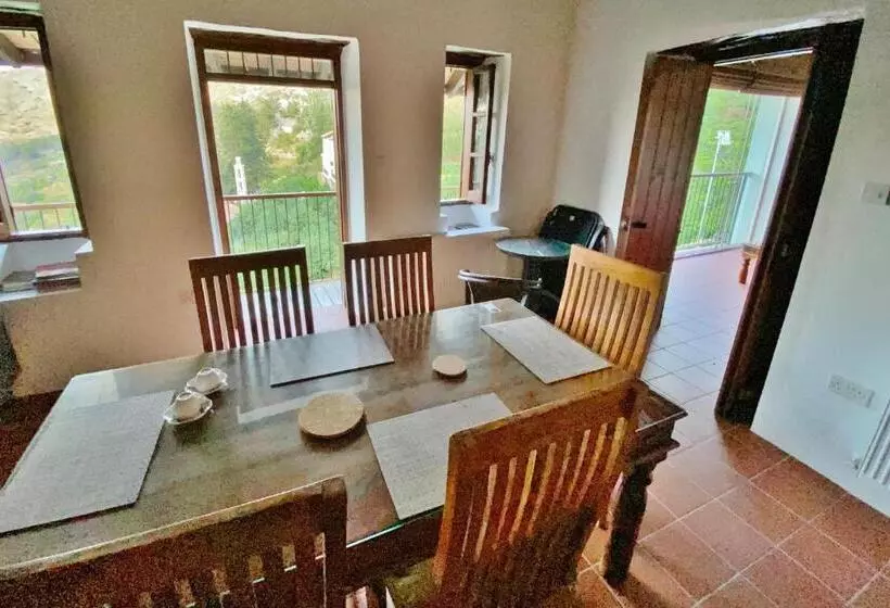 ペンション Arhontiko Askas Mansion