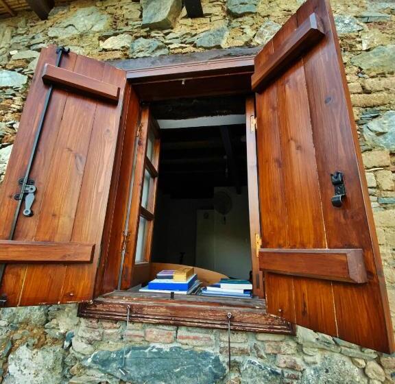 پانسیون Arhontiko Askas Mansion