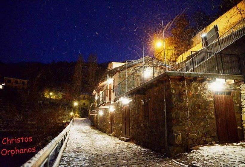 پانسیون Arhontiko Askas Mansion