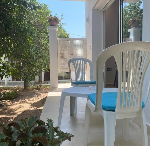 بنسيون Carmella