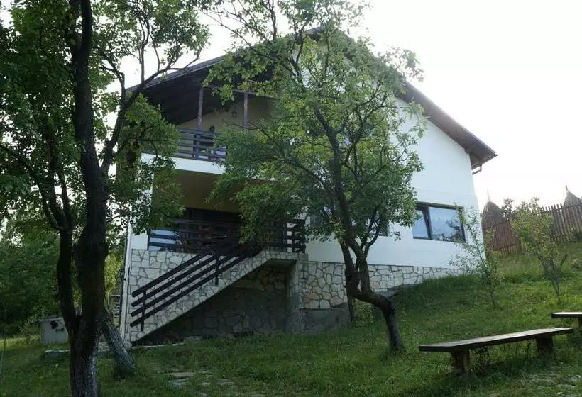 Majatalo Casa Paltinu