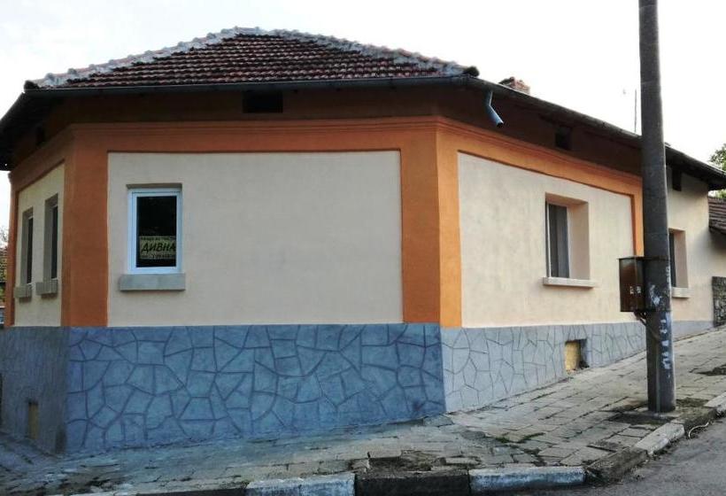 Пансион Divna Guest House