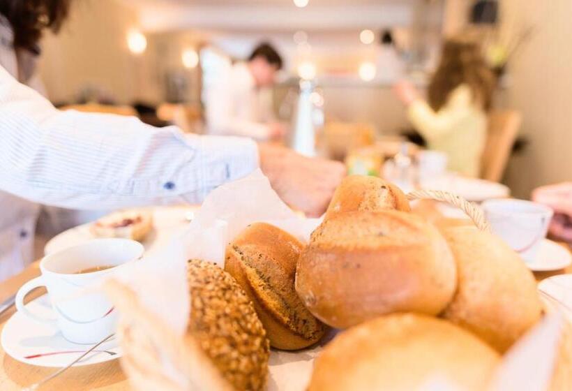 Пансион Domizil Nunn