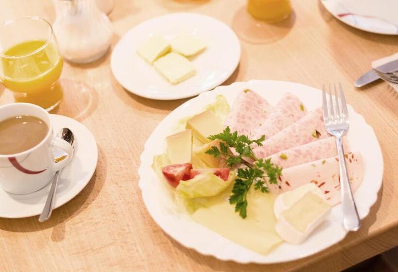 Пансион Domizil Nunn