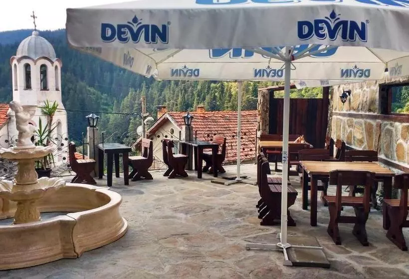 ペンション Family Hotel Valchanovata Kashta