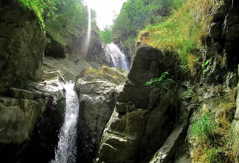 ペンション Family Hotel Valchanovata Kashta