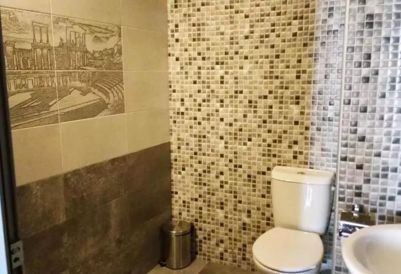 ペンション Family Hotel Valchanovata Kashta