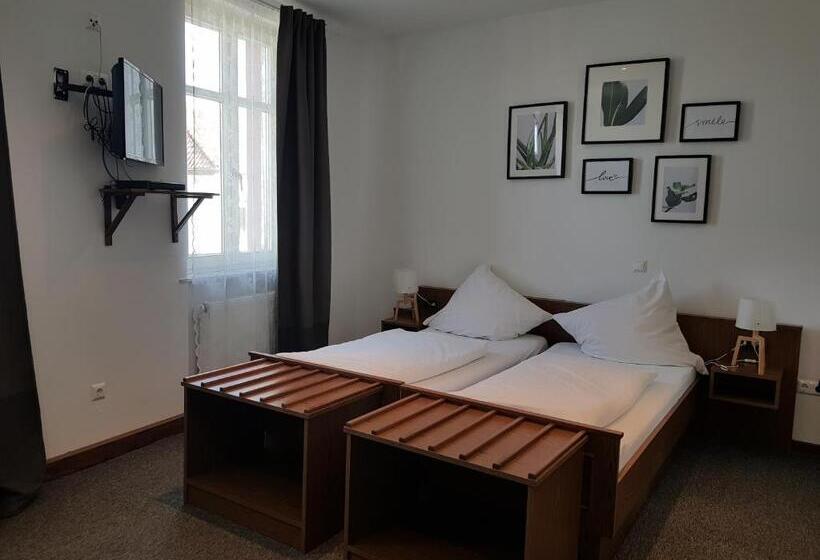 פנסיון Gasthaus Zum Ochsen