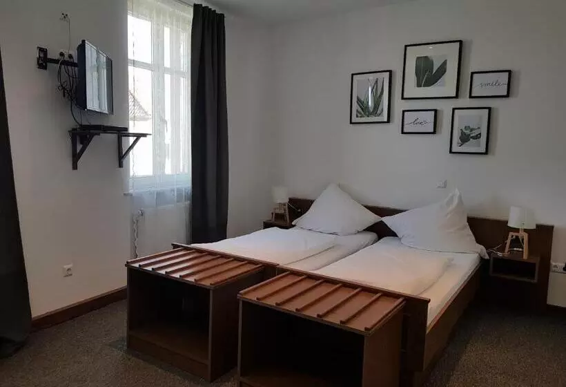 Majatalo Gasthaus Zum Ochsen