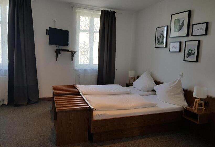 פנסיון Gasthaus Zum Ochsen