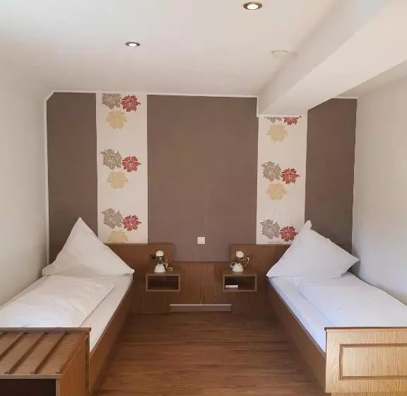 Majatalo Gasthaus Zum Ochsen