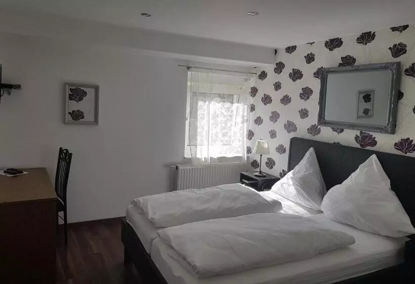 Majatalo Gasthaus Zum Ochsen