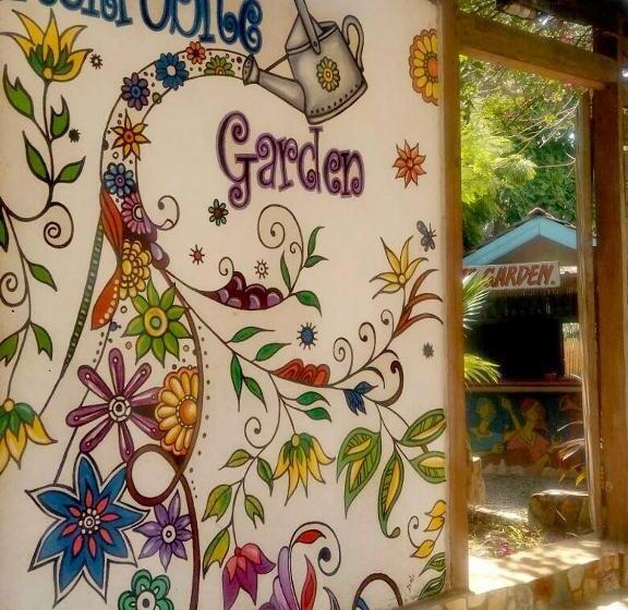 بنسيون Kokrobite Gardens Restaurant And Guest House