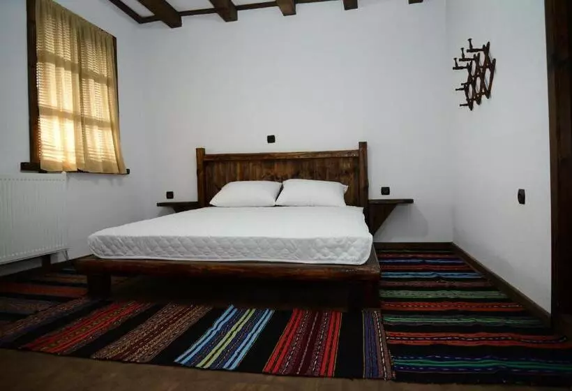 Majatalo Kyshta Za Gosti Gospodevi