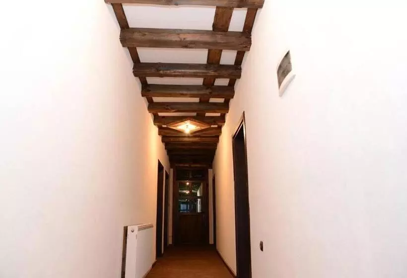 Majatalo Kyshta Za Gosti Gospodevi