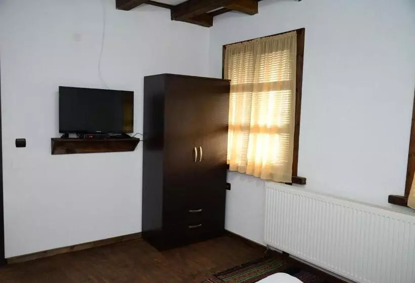 Majatalo Kyshta Za Gosti Gospodevi