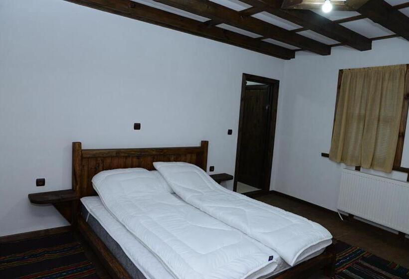 펜션 Kyshta Za Gosti Gospodevi