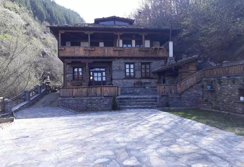 Majatalo Kyshta Za Gosti Gospodevi