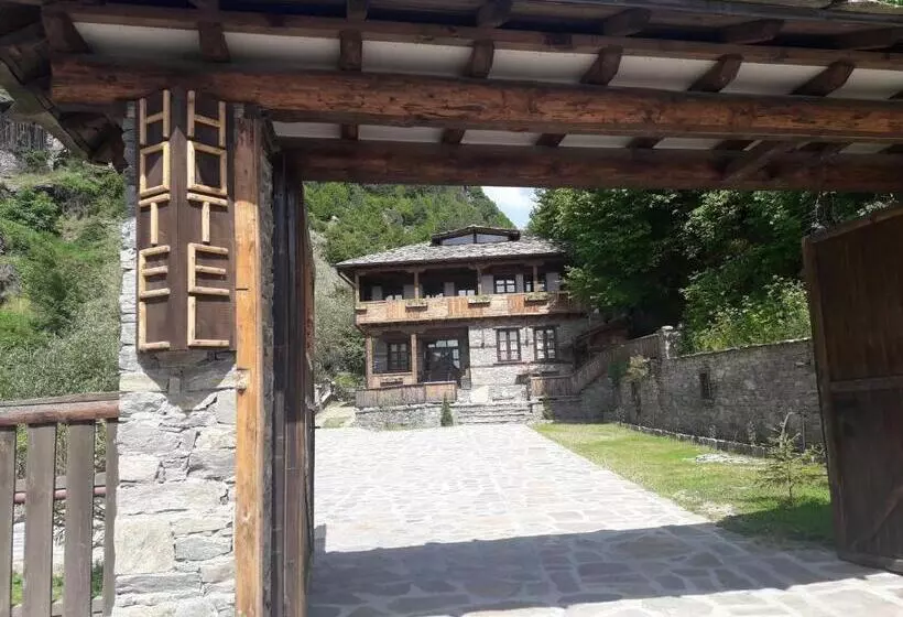 Majatalo Kyshta Za Gosti Gospodevi