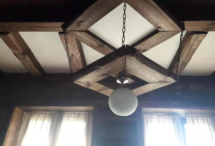 Majatalo Kyshta Za Gosti Gospodevi