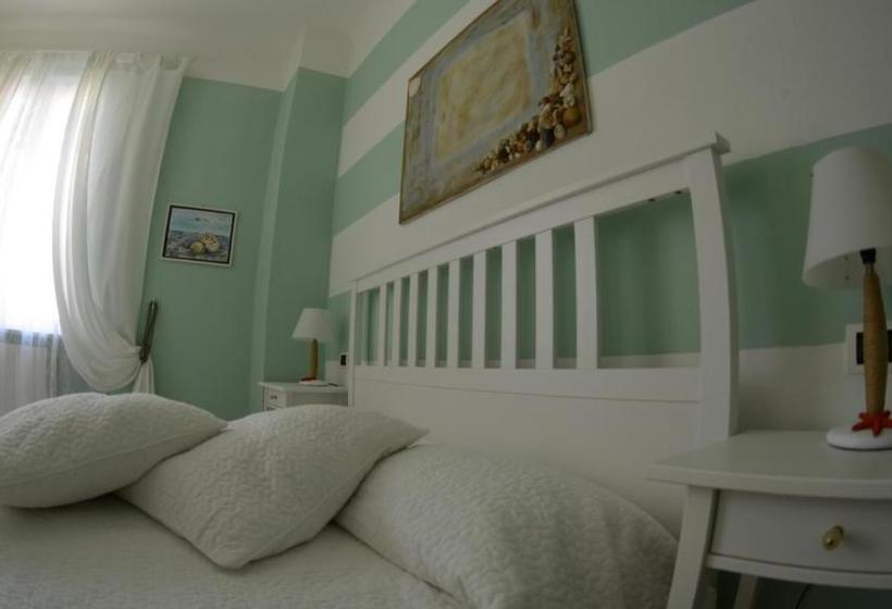 بنسيون La Divina