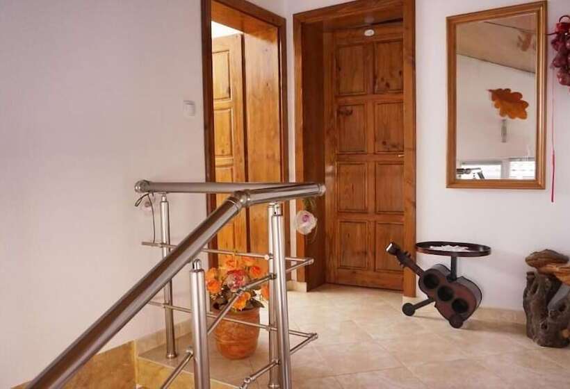 Пансион Pamir Guest House