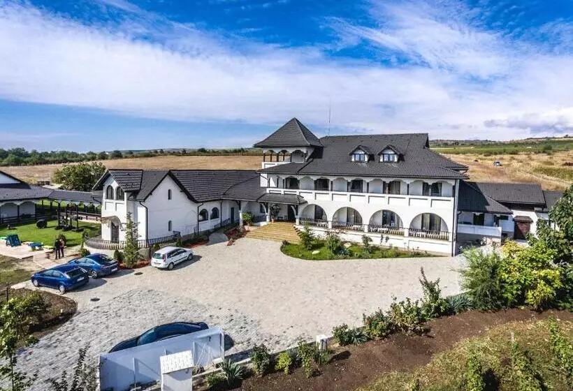 Majatalo Vinalia   Conacul Din Ceptura