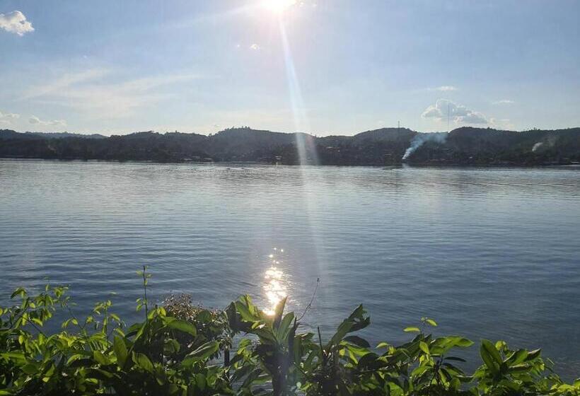 Phornpailin Riverside Resort