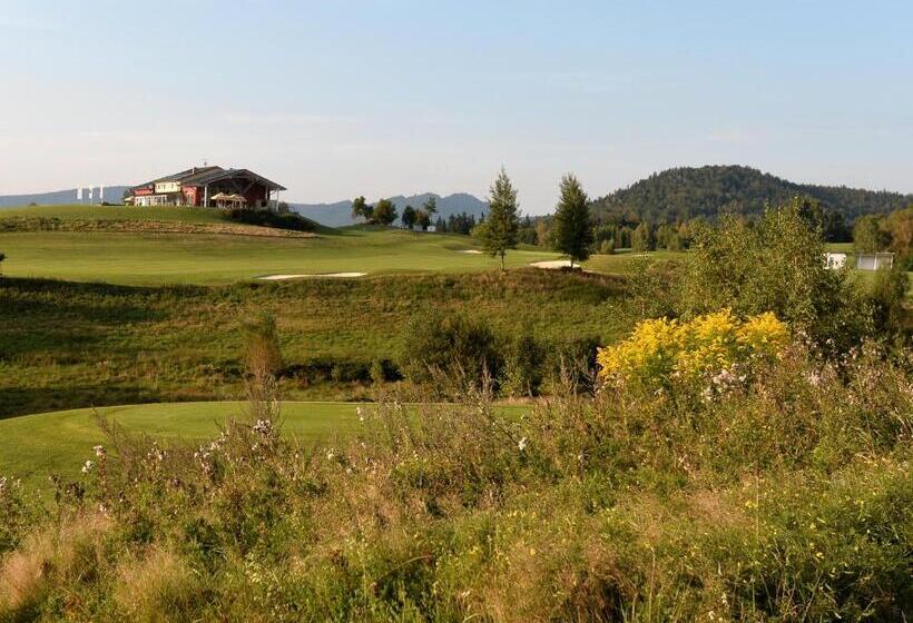 Resort Hausboaty Ypsilon Golf Liberec
