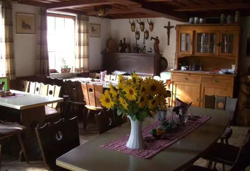 ユースホステル Gasthaus Zum Bären Gästehaus