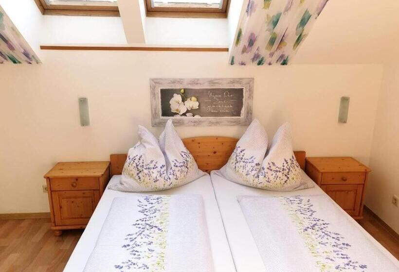 فندق صغير Weingut Krell