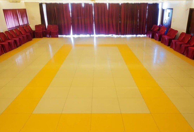 Отель Blue Diamond The