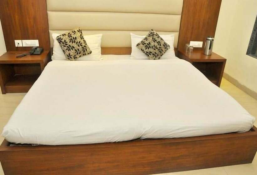 Hotelli Jk Rooms 142 Silky Resorts