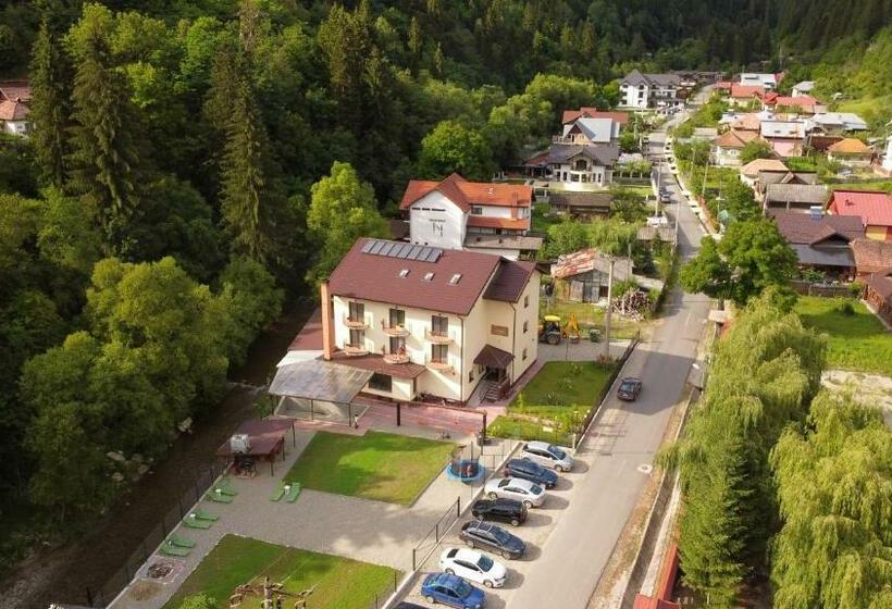 هتل Maison Platanus