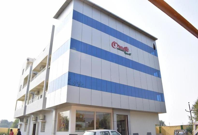 호텔 Ornate Resort