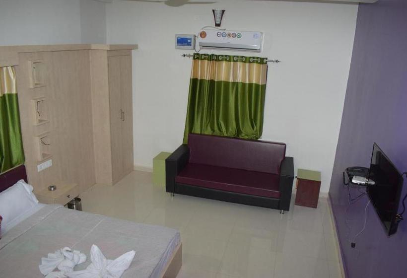 호텔 Ornate Resort