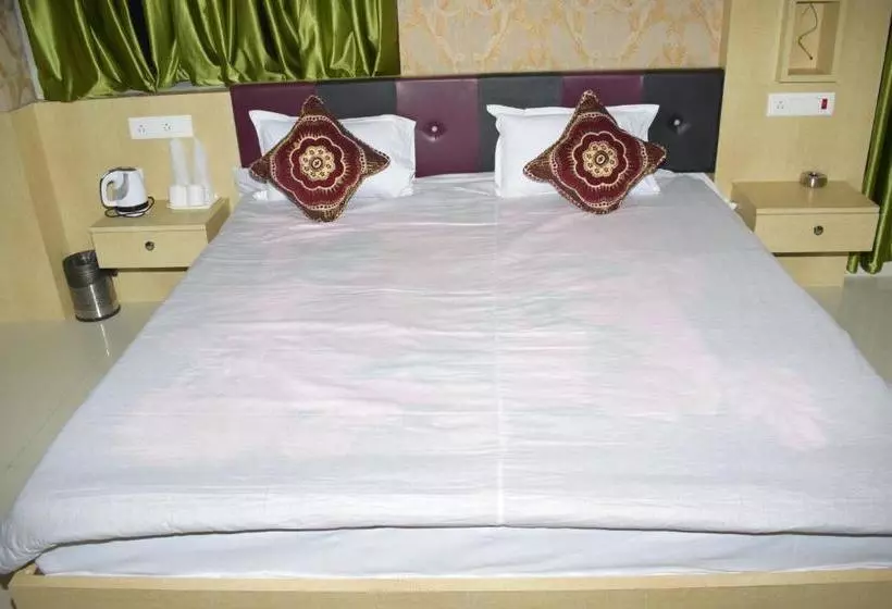 Hotelli Ornate Resort