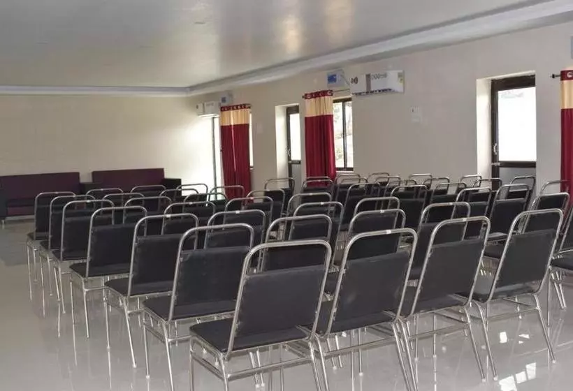 Hotelli Ornate Resort