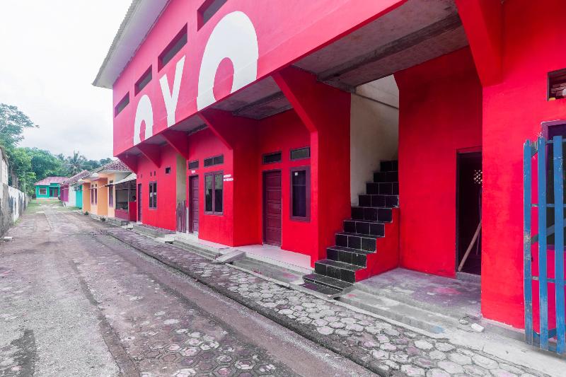 فندق Oyo 2471 Swarna Raya