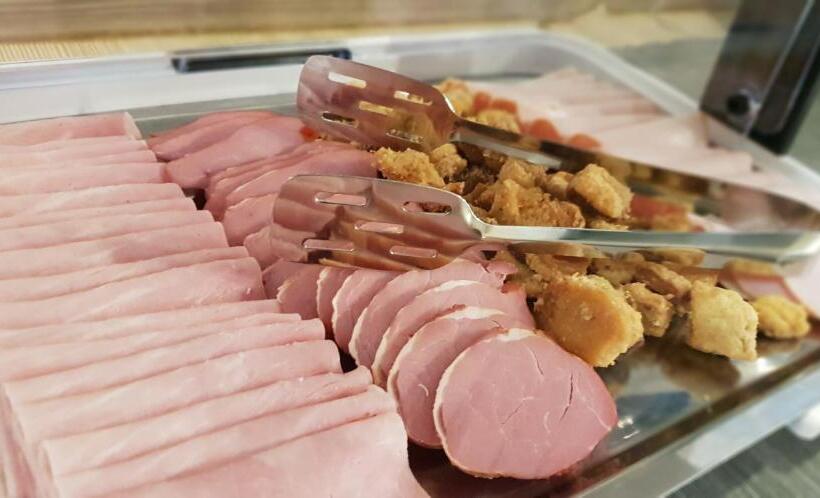 فندق Pensiunea Negoiu