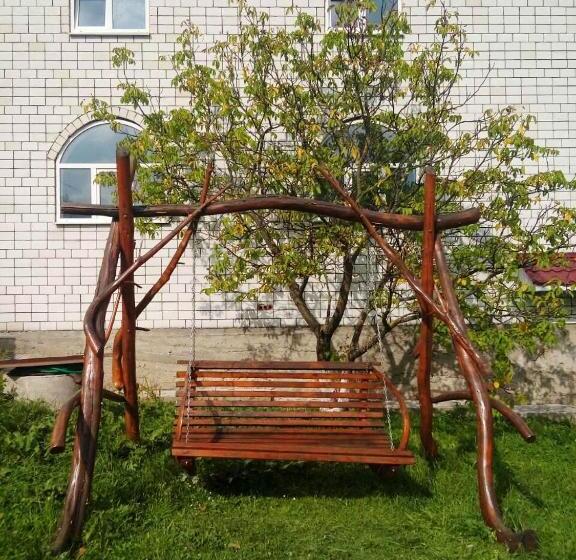 ペンション Synevyrske Perehrestya