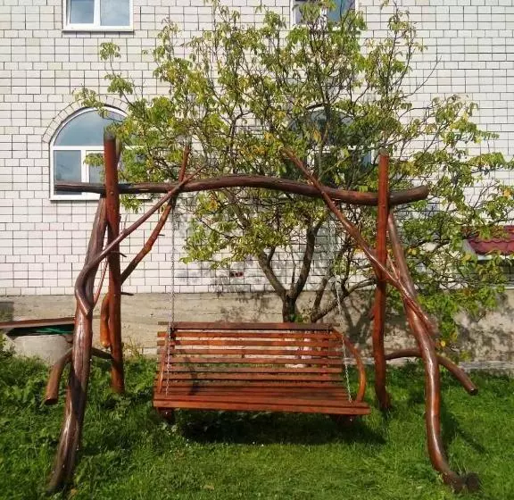 ペンション Synevyrske Perehrestya
