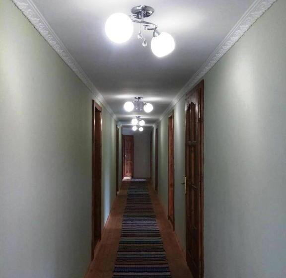 ペンション Synevyrske Perehrestya