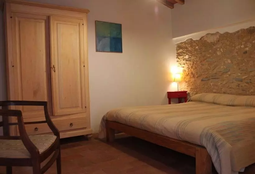 Almora Bed & Breakfast