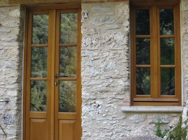 Almora Bed & Breakfast