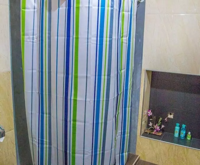 Aamiaismajoitus (B&B) Aqua Nillambe