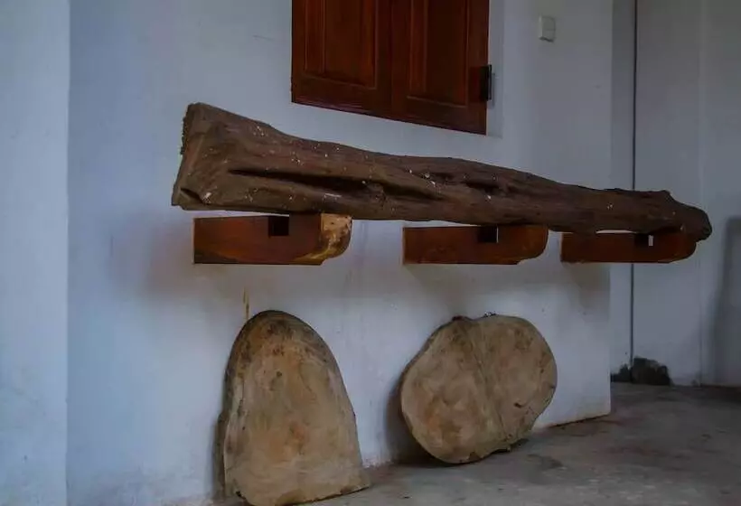 Aamiaismajoitus (B&B) Aqua Nillambe