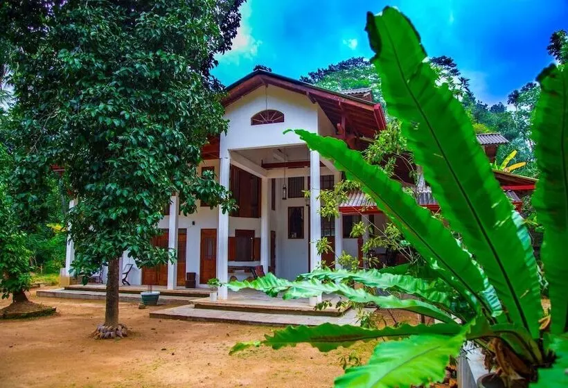 Aamiaismajoitus (B&B) Aqua Nillambe