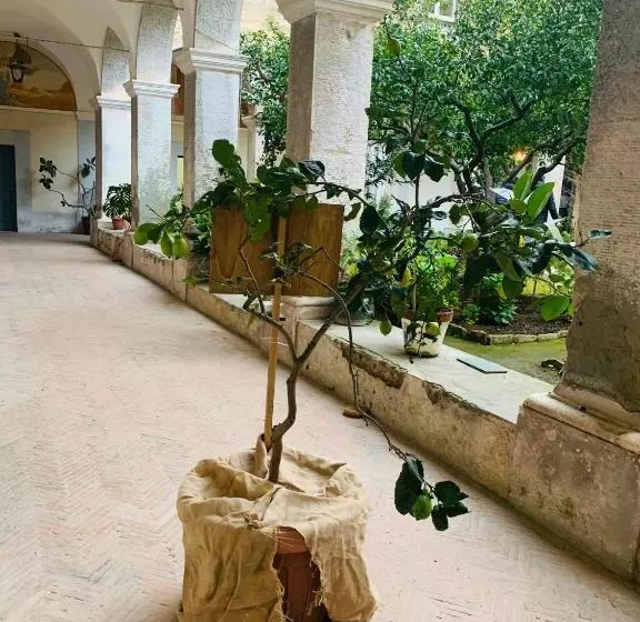 ベッドアンドブレックファースト Il Chiostro