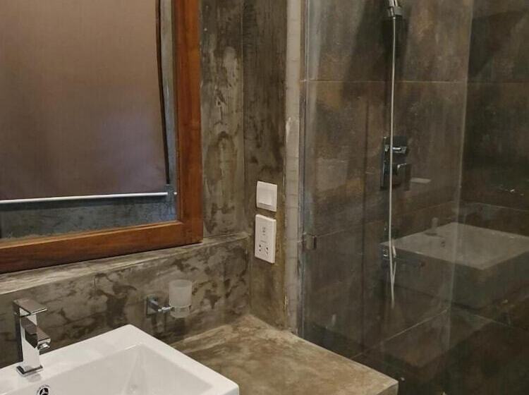 בית מלון כפרי Ayur Ayur Ayurveda Retreat